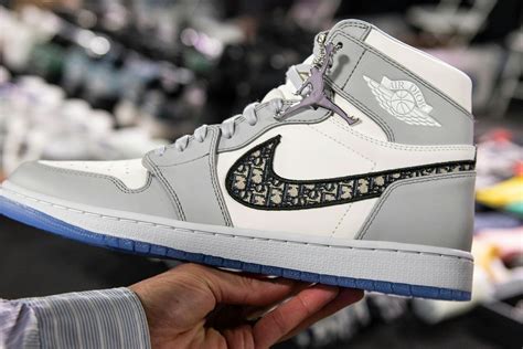 air force one pink dior|air dior jordan 1 price.